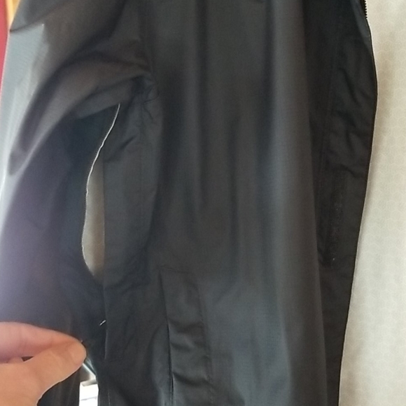 Jacket raincoat windbreaker - Picture 6 of 6